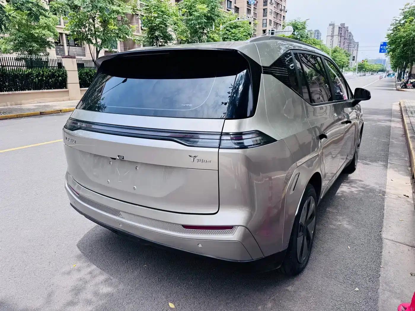 AION Y 2023 Plus 610 Smart Edition Lithium Iron Phosphate — миниатюра 5