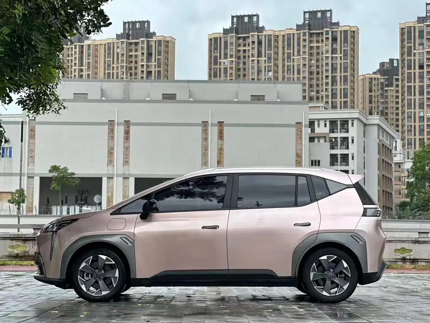 AION Y 2022 Model 70 Smart Edition Lithium Iron Phosphate — миниатюра 18