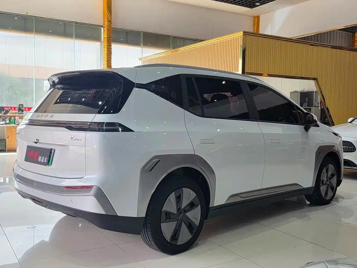 AION Y 2023 Plus 510 Enjoy Edition — миниатюра 13