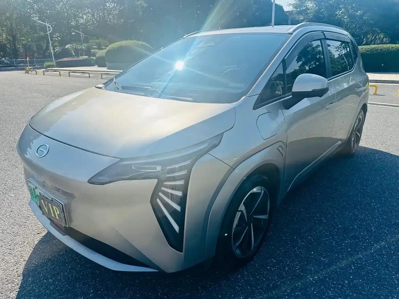 AION Y 2023 Plus 510 Smart Edition — миниатюра 1