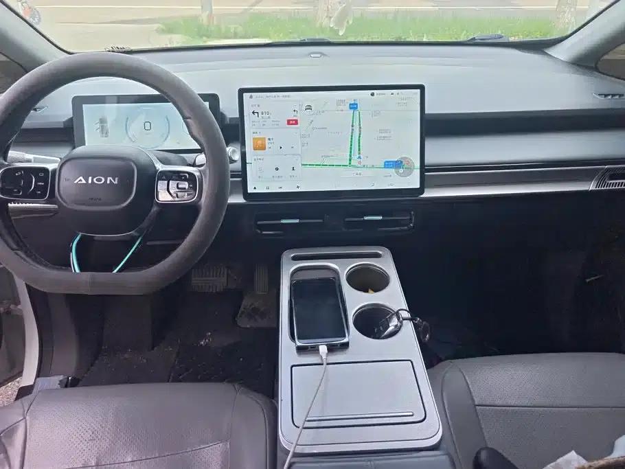 AION Y 2023 Plus 510 Smart Edition — миниатюра 12