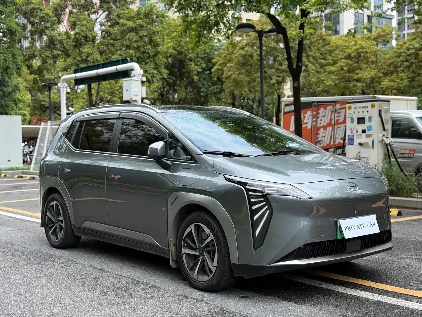 AION Y 2022 Model 70 Smart Edition Lithium Iron Phosphate — миниатюра 3