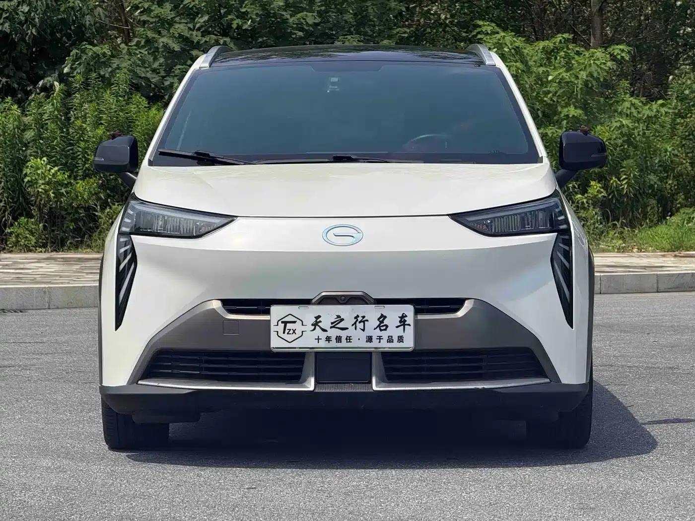 AION Y 2022 Model 70 Smart Edition Lithium Iron Phosphate — миниатюра 2