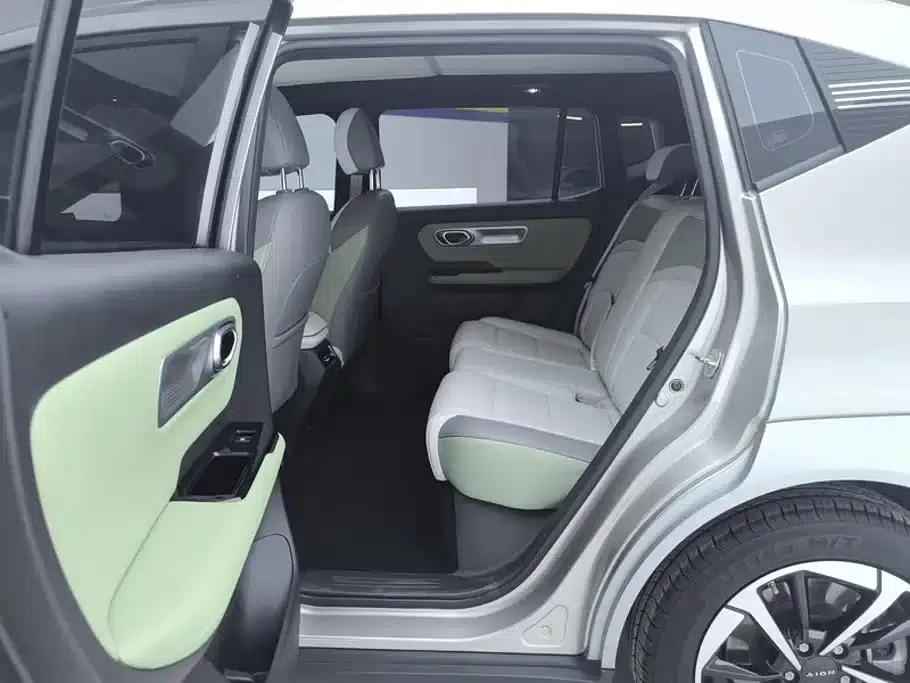 AION Y 2023 Plus 510 Smart Edition — миниатюра 11