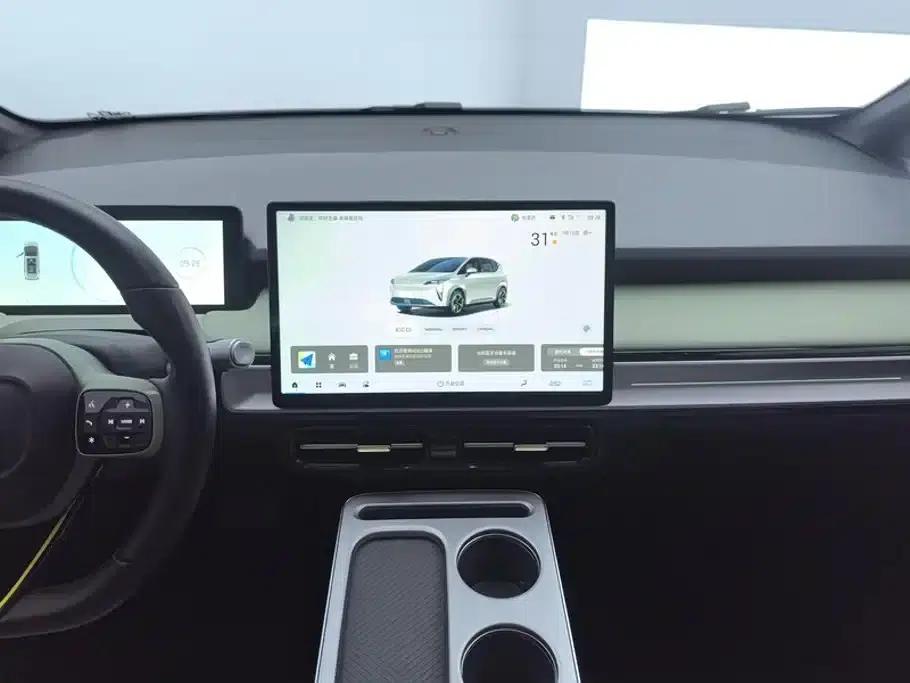 AION Y 2023 Plus 510 Smart Edition — миниатюра 13