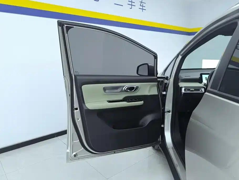 AION Y 2023 Plus 510 Smart Edition — миниатюра 7