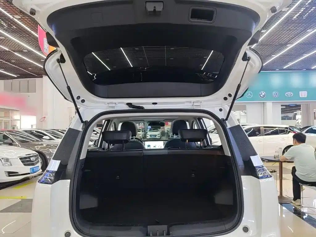 AION Y 2023 Plus 510 Smart Edition — миниатюра 19