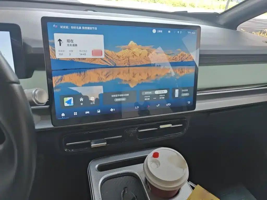 AION Y 2022 Plus 70 Tech Edition — миниатюра 6