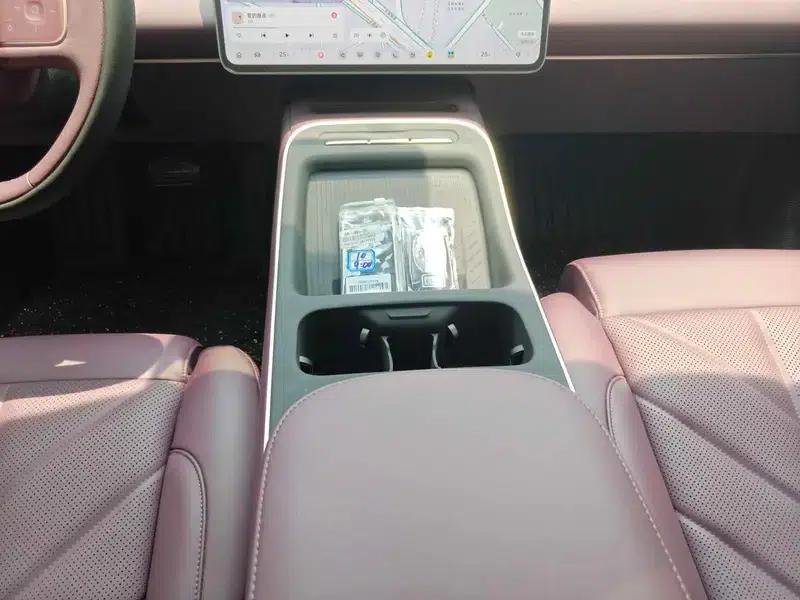 NIO ET5 2025 model 75kWh — миниатюра 9