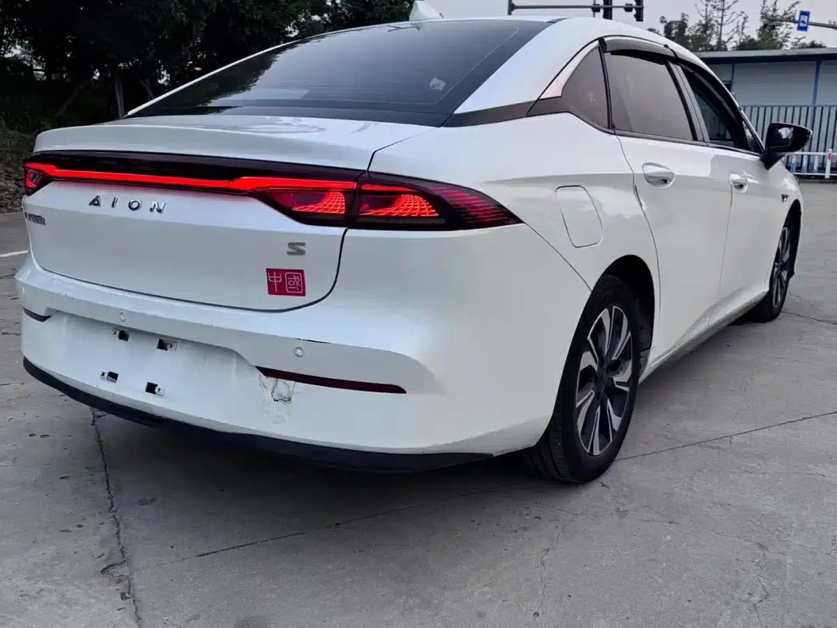 AION S 2022 Model 580 58.8kWh Ternary Lithium — миниатюра 9