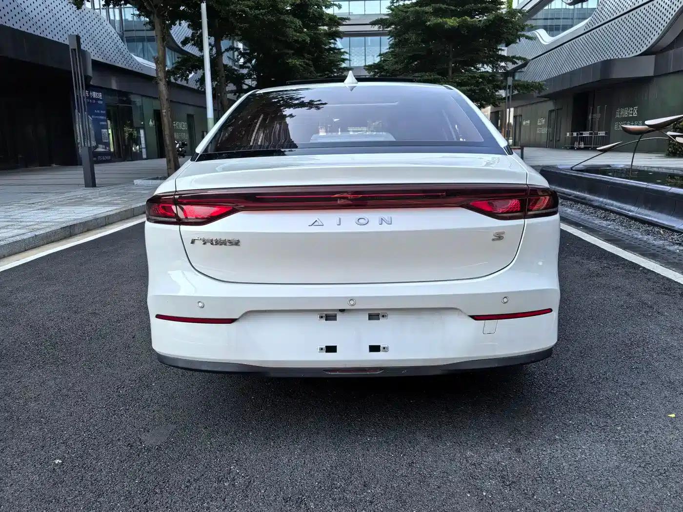 AION S 2023 Model, Charming 580 Lithium Iron Phosphate — миниатюра 5