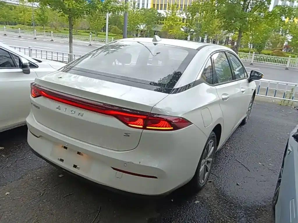 AION S 2023 Model, Charming 580 Lithium Iron Phosphate — миниатюра 7