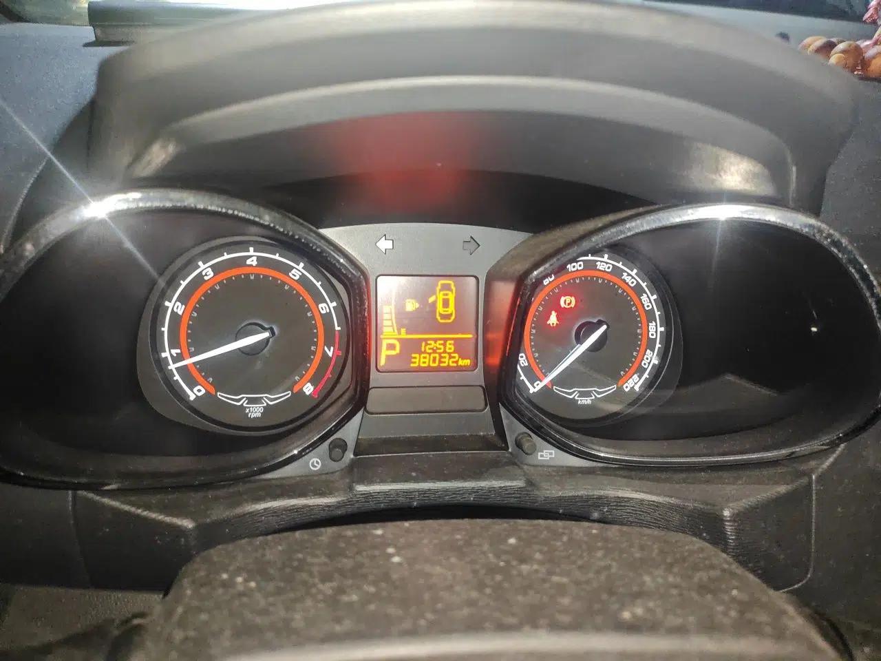 Chery Arrizo 3 2015 1.5L Automatic "Gouxuan" Edition — миниатюра 11