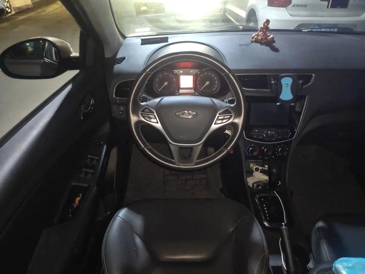 Chery Arrizo 3 2015 1.5L Automatic "Gouxuan" Edition — миниатюра 10