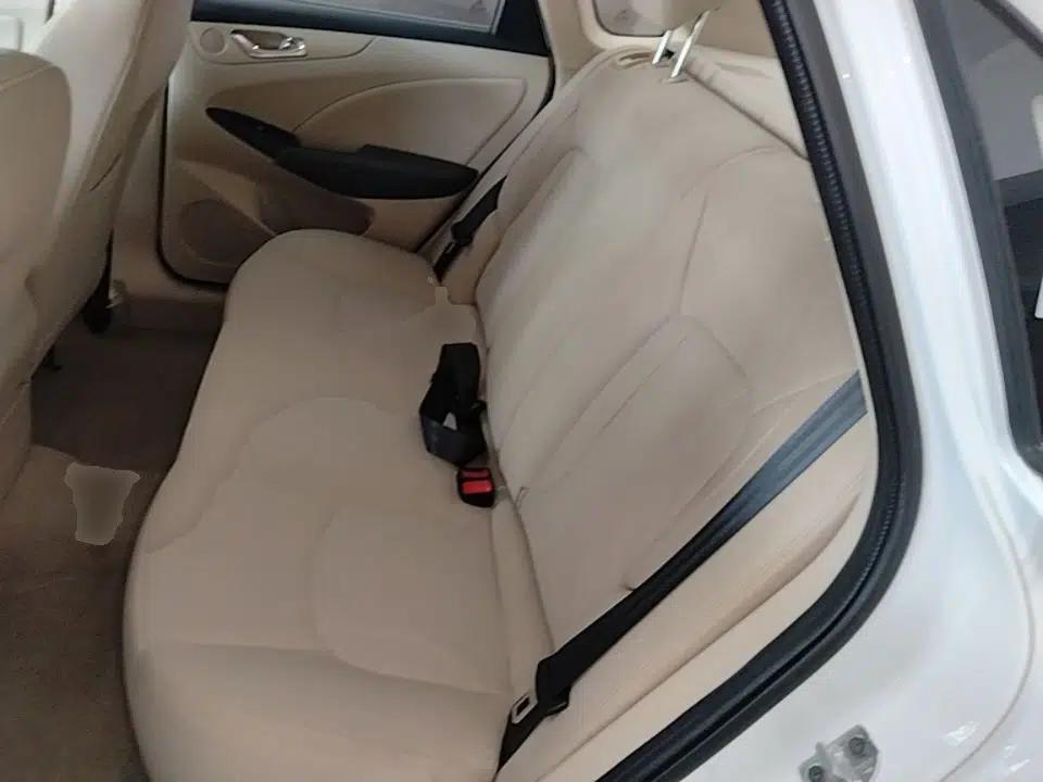 Chery Arrizo 7 2015 1.6L Manual Zhi Ling Edition — миниатюра 20