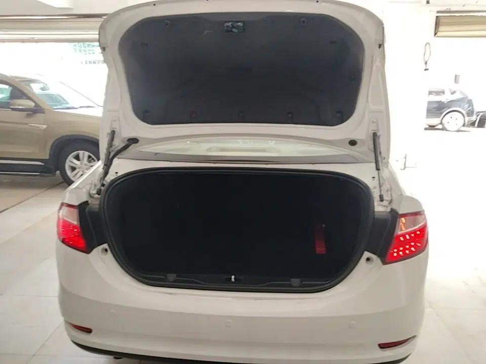 Chery Arrizo 7 2015 1.6L Manual Zhi Ling Edition — миниатюра 22