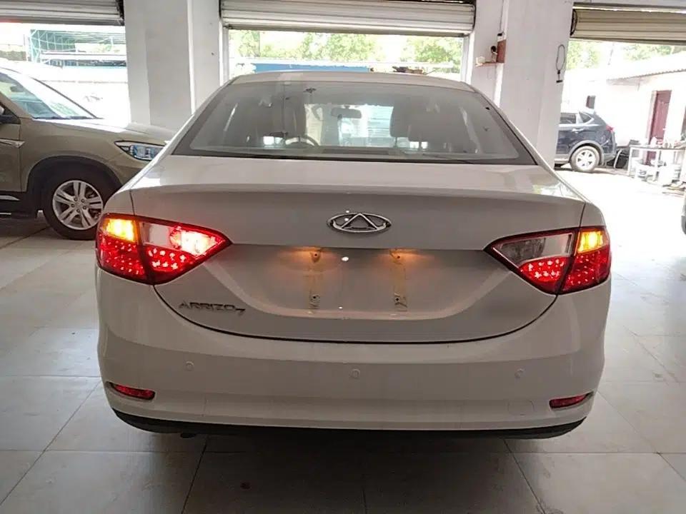 Chery Arrizo 7 2015 1.6L Manual Zhi Ling Edition — миниатюра 5