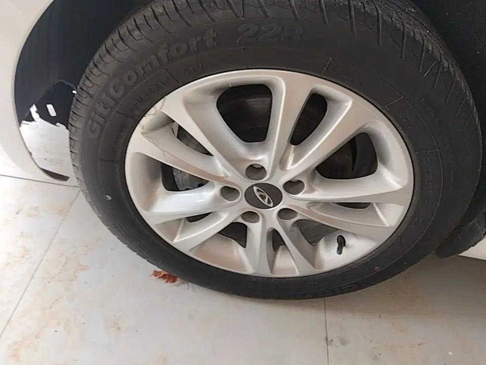Chery Arrizo 7 2015 1.6L Manual Zhi Ling Edition — миниатюра 10