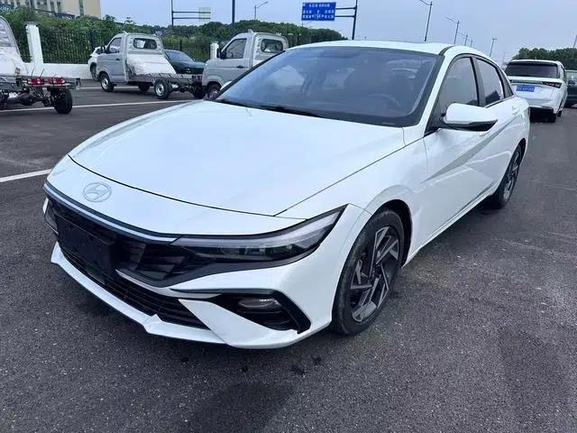 Hyundai Elantra 2023 1.5L CVT GLX Elite Edition