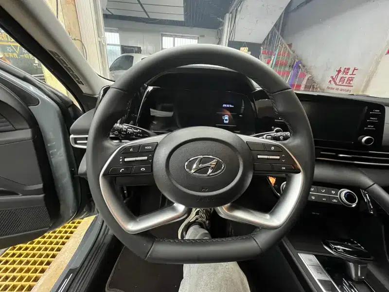 Hyundai Elantra 2021 1.5L CVT GLX Elite Edition — миниатюра 11