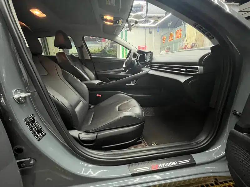 Hyundai Elantra 2021 1.5L CVT GLX Elite Edition — миниатюра 14