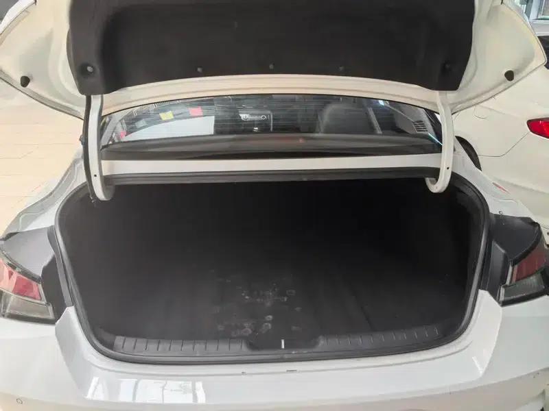 Hyundai Elantra 2022 1.5L CVT GLX Elite Edition — миниатюра 14