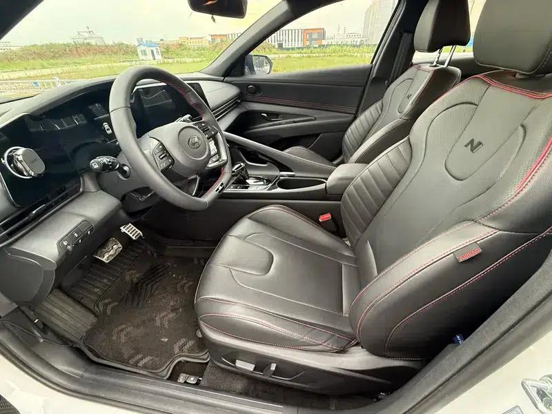 2023 Hyundai Elantra 1.4T DCT LUX Premium N Line — миниатюра 11