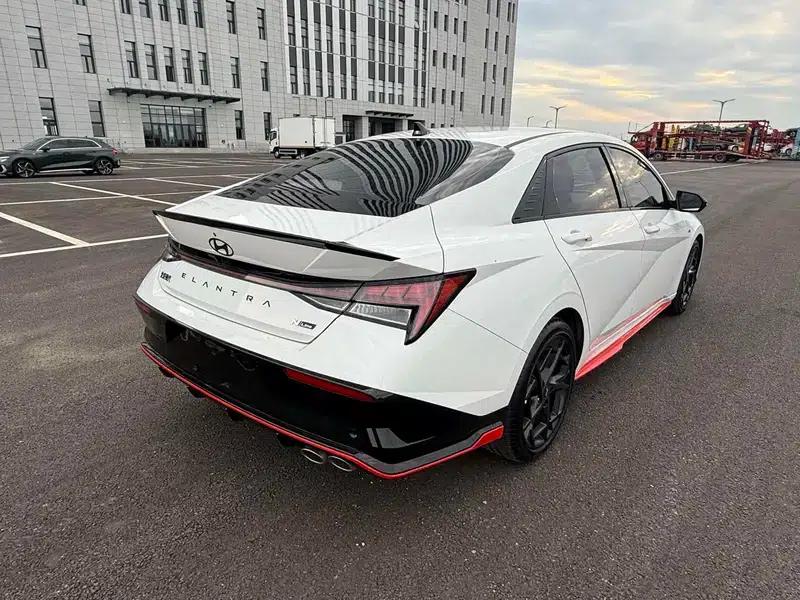 2023 Hyundai Elantra 1.4T DCT LUX Premium N Line — миниатюра 7
