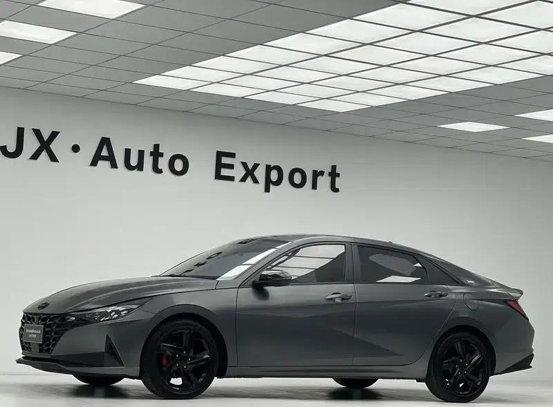 Hyundai Elantra 2022 1.5L CVT 20th SE 20th Anniversary Edition — миниатюра 4