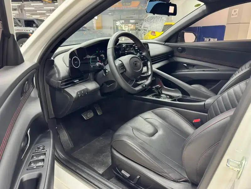 2023 Hyundai Elantra 1.4T DCT LUX Premium N Line — миниатюра 10