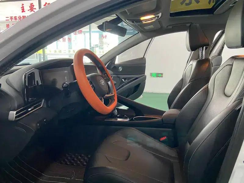 2021 Hyundai Elantra 1.5L CVT GLS Leading Edition — миниатюра 11