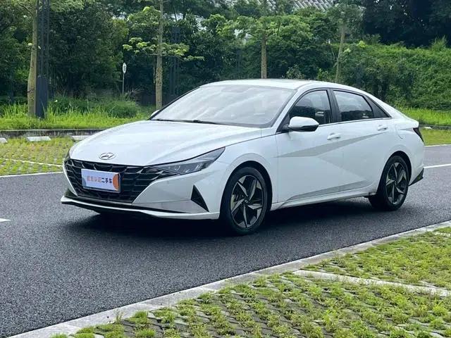 Hyundai Elantra 2021 1.5L CVT GLX Elite Edition