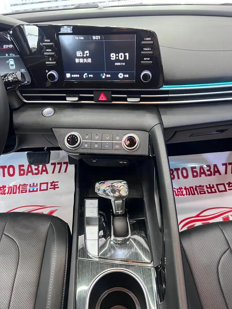 Hyundai Elantra 2022 1.5L CVT GLX Elite Edition — миниатюра 16