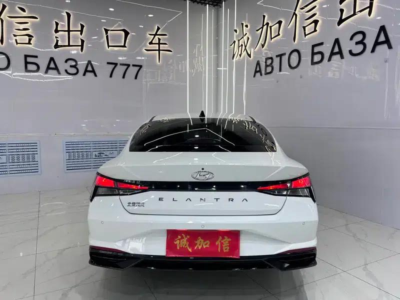 Hyundai Elantra 2022 1.5L CVT GLX Elite Edition — миниатюра 5