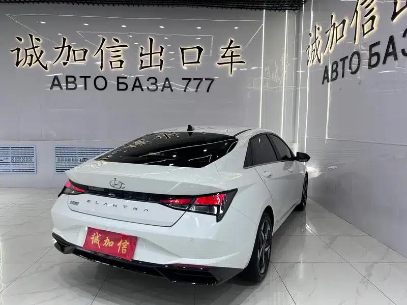 Hyundai Elantra 2022 1.5L CVT GLX Elite Edition — миниатюра 6