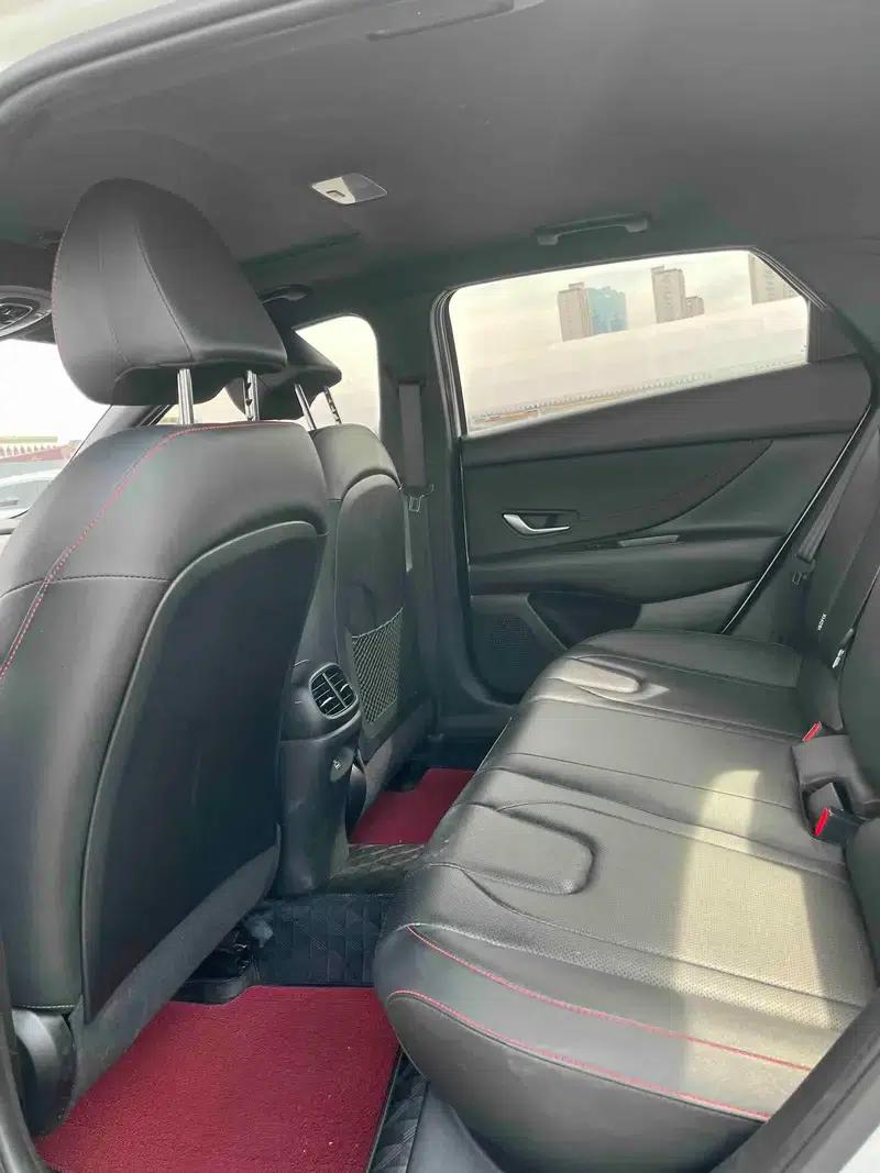 Hyundai Elantra 2022 1.5L CVT 20th SE 20th Anniversary Edition — миниатюра 9