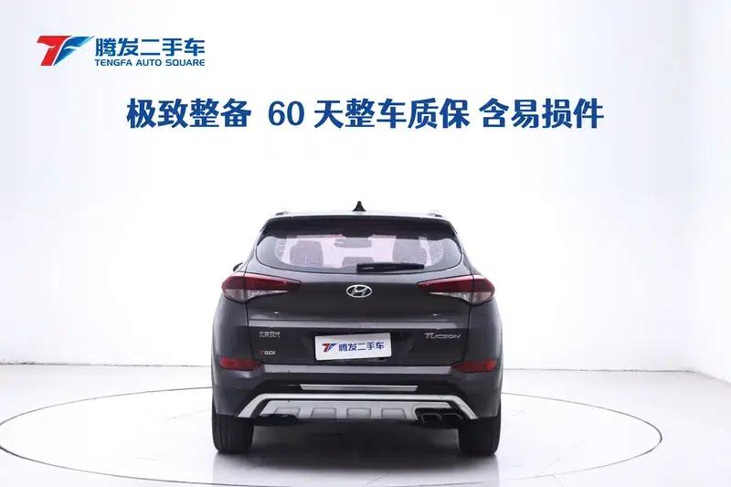 Tucson 2018 1.6T Dual-Clutch Two-Wheel Drive 15th Anniversary Special Edition — миниатюра 4