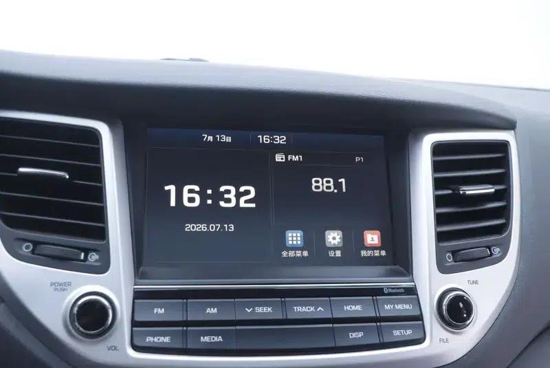 Tucson 2015 1.6T Dual-Clutch Two-Wheel Drive Intelligent Model — миниатюра 8