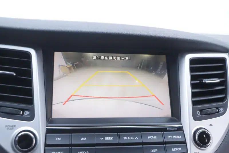 Tucson 2015 1.6T Dual-Clutch Two-Wheel Drive Intelligent Model — миниатюра 10