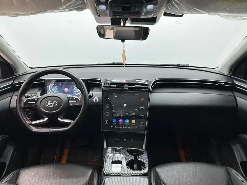 2023 Tucson L 1.5T LUX 2WD Premium Edition — миниатюра 8