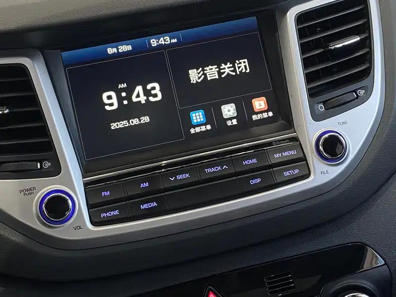 Tucson 2015 1.6T Dual-Clutch Two-Wheel Drive Intelligent Model — миниатюра 9