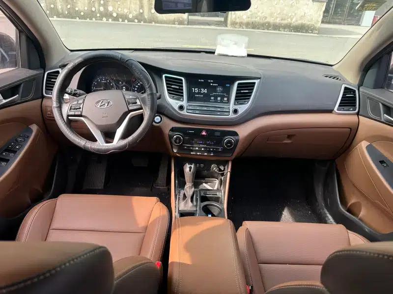 Tucson 2015 1.6T Dual-Clutch Two-Wheel Drive Intelligent Model — миниатюра 7