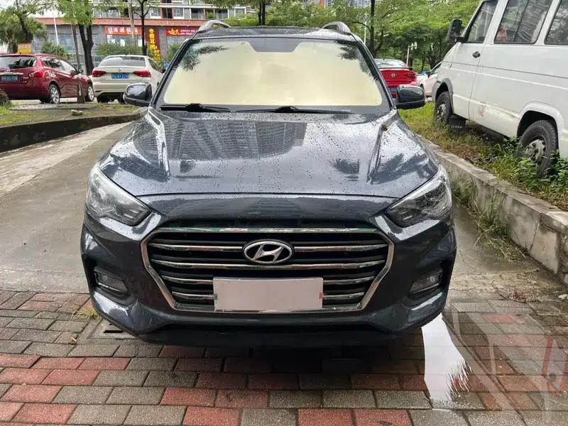 Hyundai ix35 2018 2.0L Automatic 2WD Smart & Connected Edition — миниатюра 2
