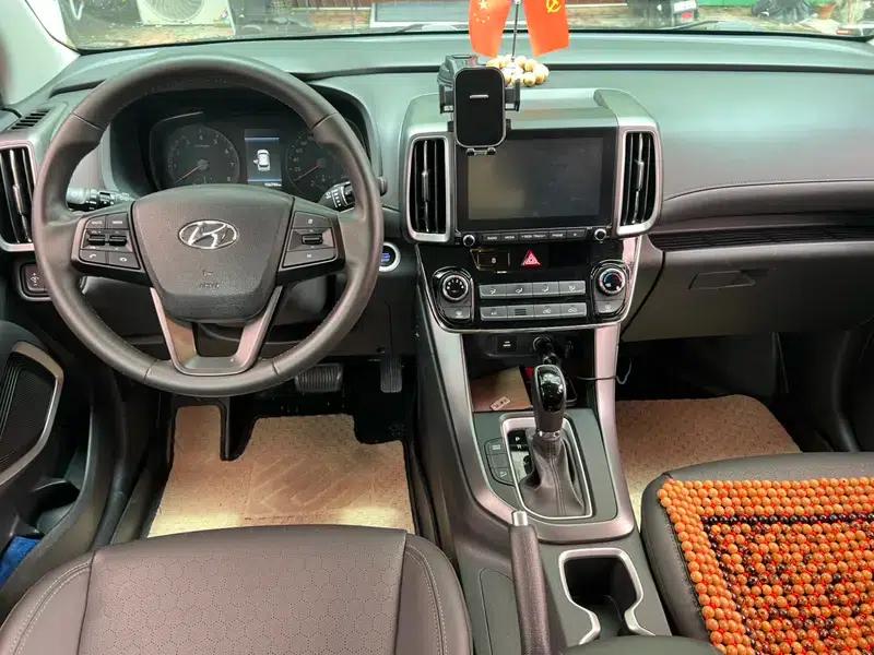 Hyundai ix35 2018 2.0L Automatic 2WD Smart & Connected Edition — миниатюра 7