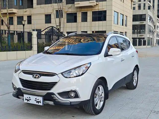 Hyundai ix35 2012 2.0L Automatic 4WD Premium Edition GLS