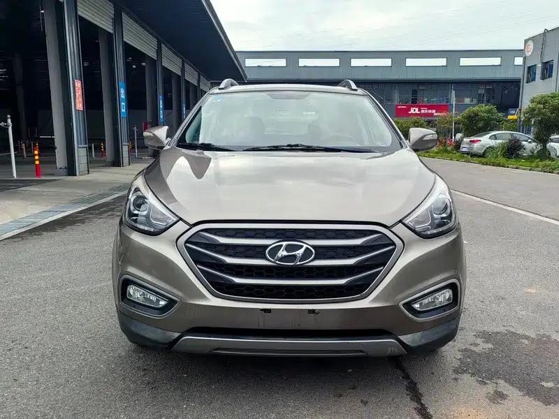 Hyundai ix35 2013 2.0L Automatic 2WD Smart GLS (National IV Emission Standard) — миниатюра 2