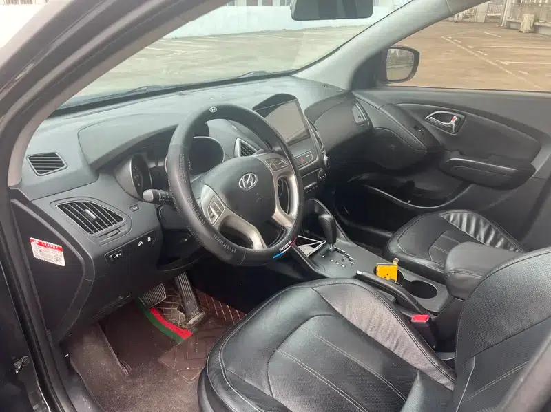 Hyundai ix35 2013 2.0L Automatic 2WD Smart GLS (National IV Emission Standard) — миниатюра 8