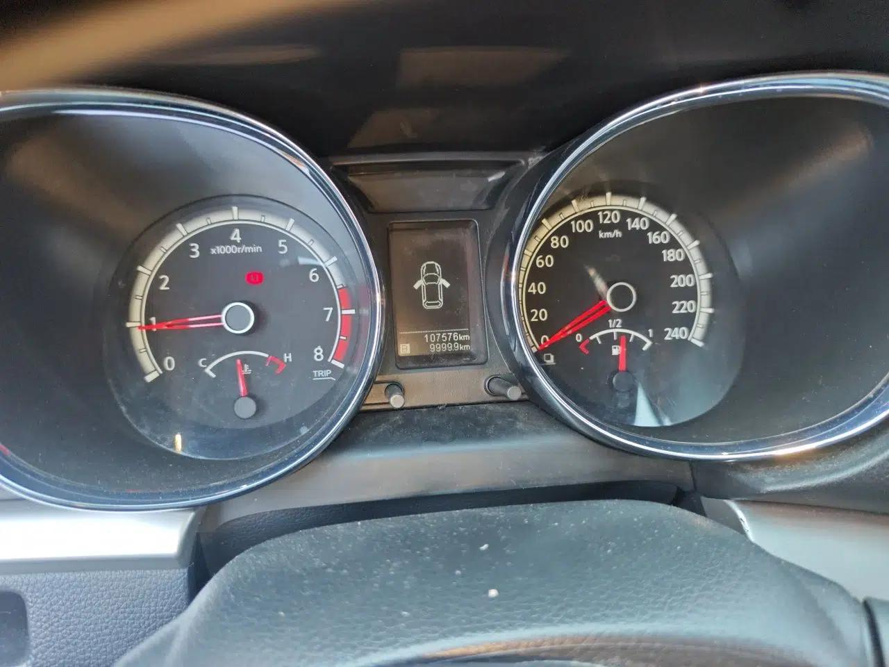 Venucia T70 2015 2.0L Manual RuiQu Version — миниатюра 11