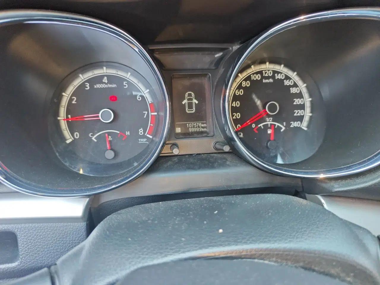 Venucia T70 2015 2.0L Manual RuiQu Version — миниатюра 12