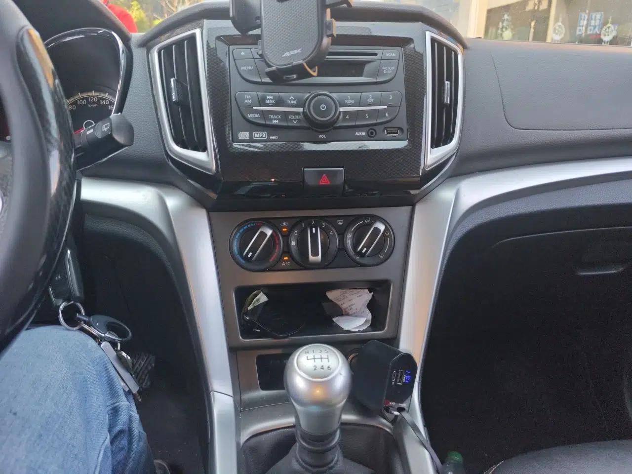 Venucia T70 2015 2.0L Manual RuiQu Version — миниатюра 13